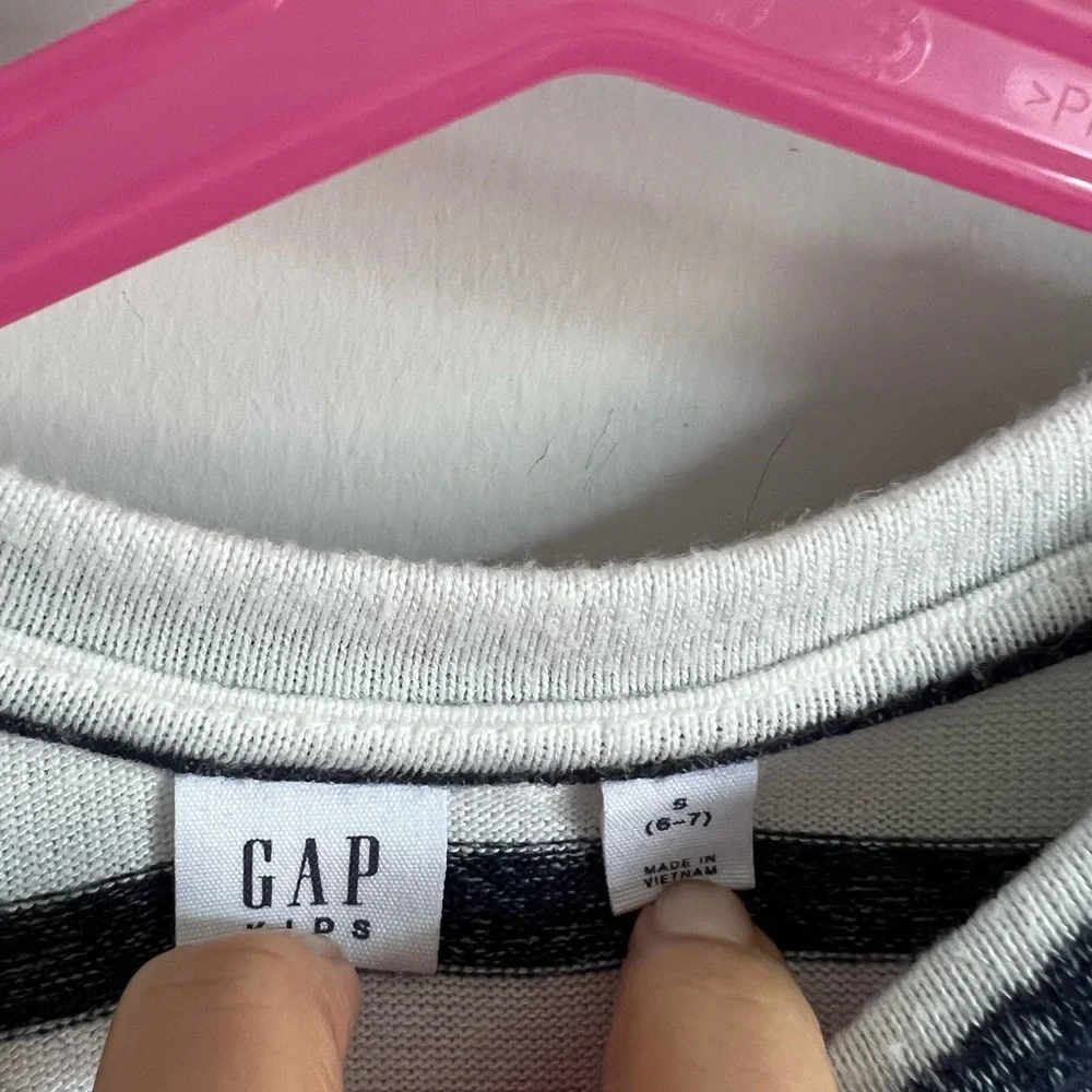 GAP Kids Soft Spun Blue & White Stripe Ruffle Sleeve Sweater - Size Small (6-7)